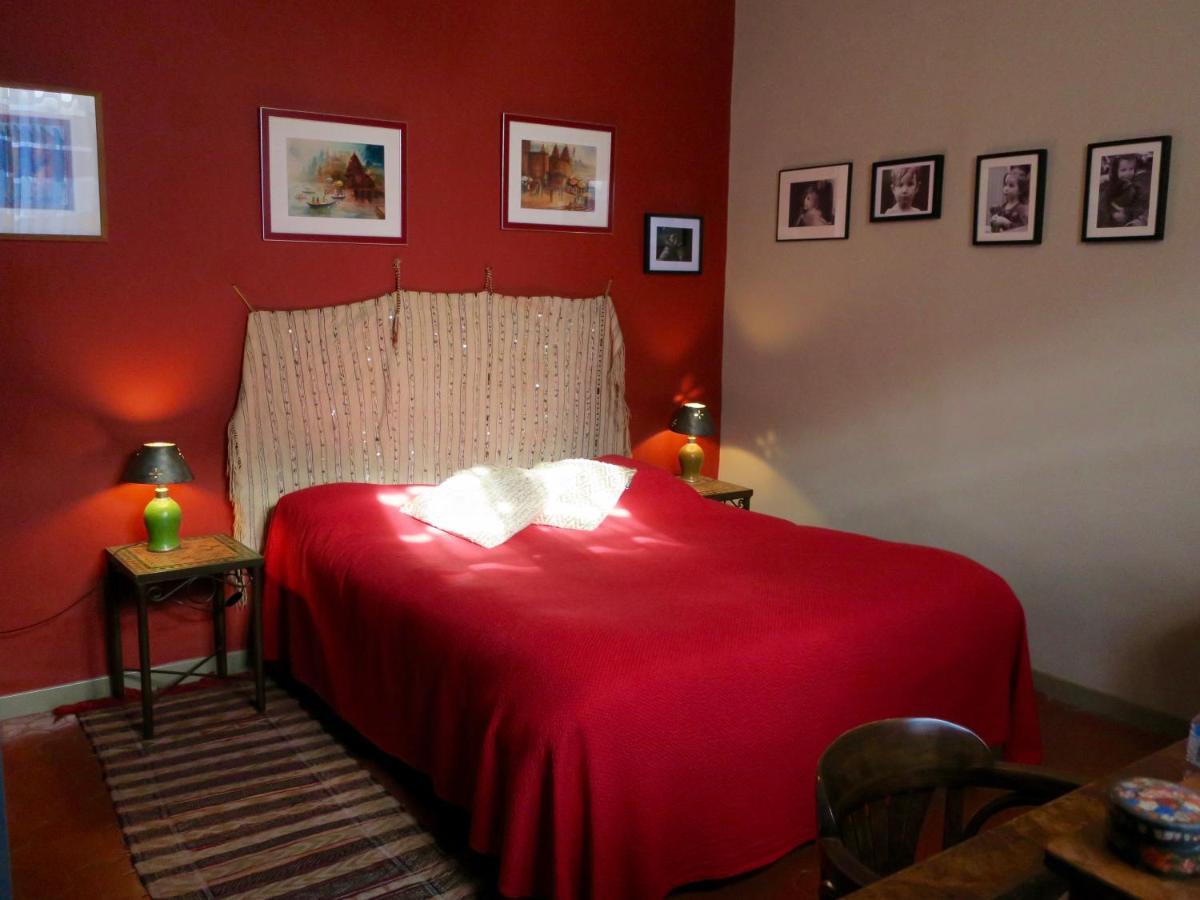 Tombe La Nefle Bed and Breakfast Avignon Exteriör bild